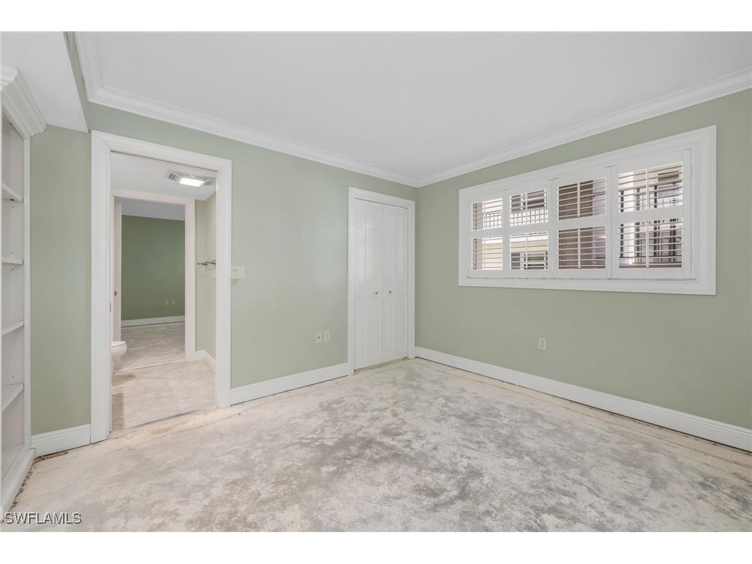 222 Harbour Drive #301 Naples FL 34103 225074924 image10