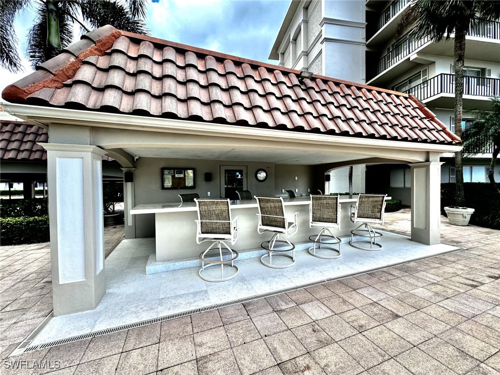 222 Harbour Drive #301 Naples FL 34103 225074924 image18