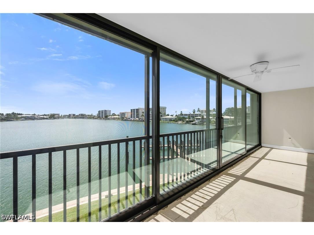 222 Harbour Drive #301 Naples FL 34103 226018025 image3