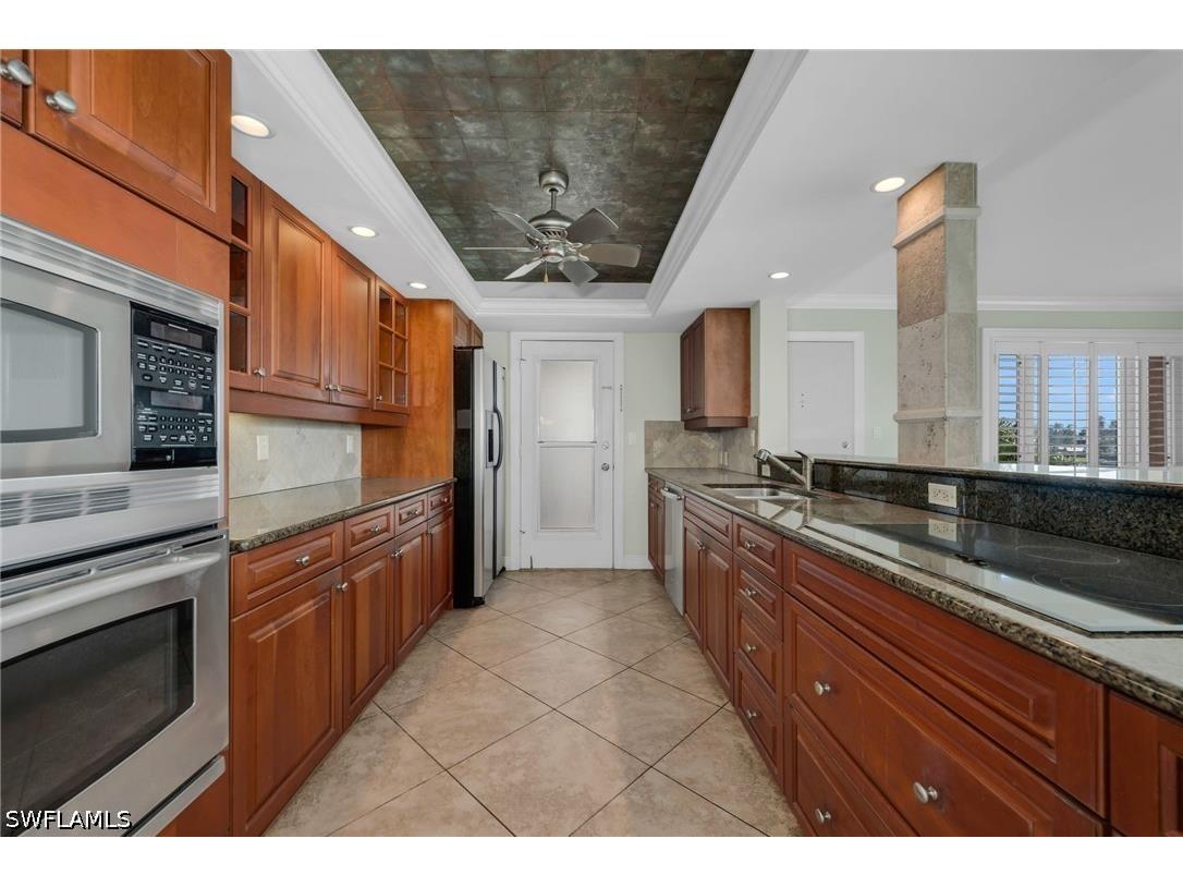 222 Harbour Drive #301 Naples FL 34103 226018025 image9