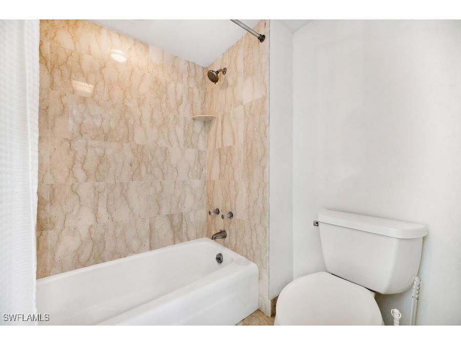 222 Harbour Drive #312 Naples FL 34103 225075428 image12