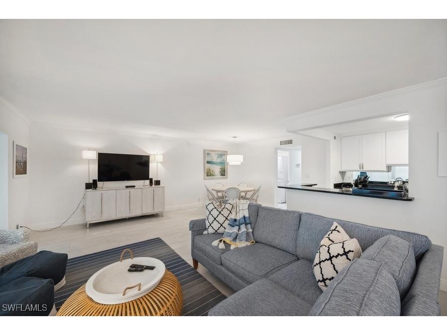 222 Harbour Drive #312 Naples FL 34103 225075428 image2