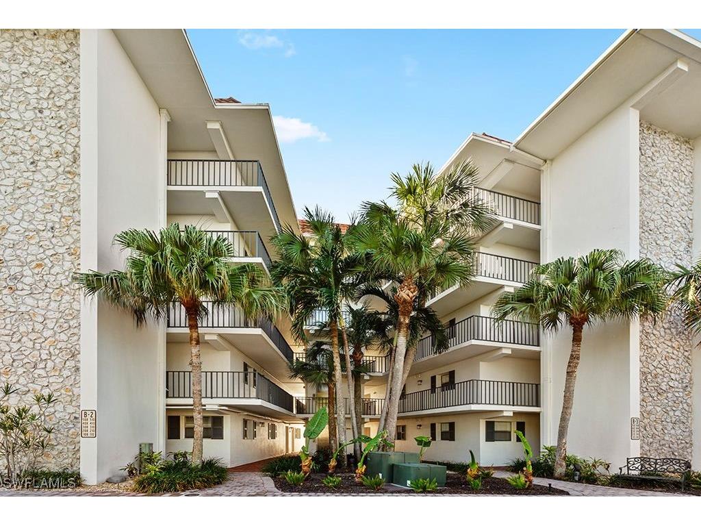 222 Harbour Drive #314 Naples FL 34103 224084678 image16