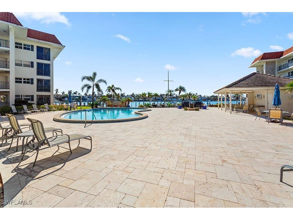 222 Harbour Drive #314 Naples FL 34103 224084678 image21