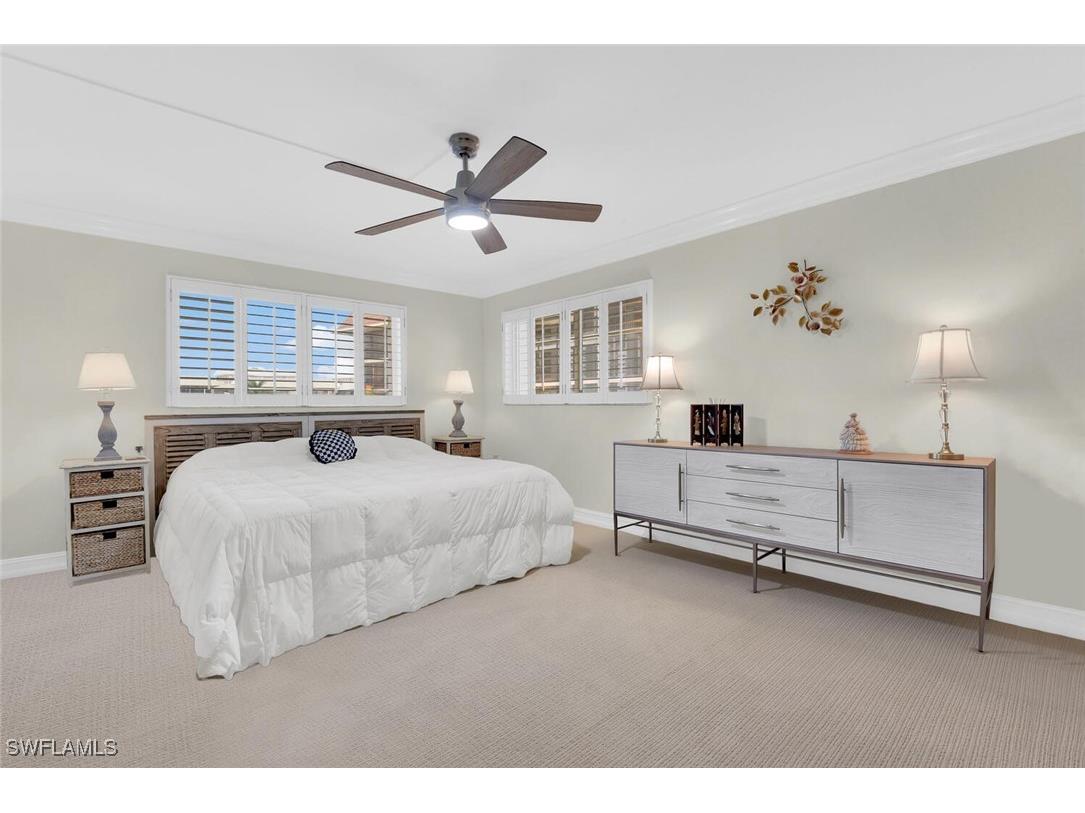 222 Harbour Drive #403 Naples FL 34103 225070078 image13