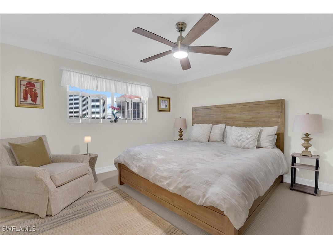 222 Harbour Drive #403 Naples FL 34103 225070078 image18