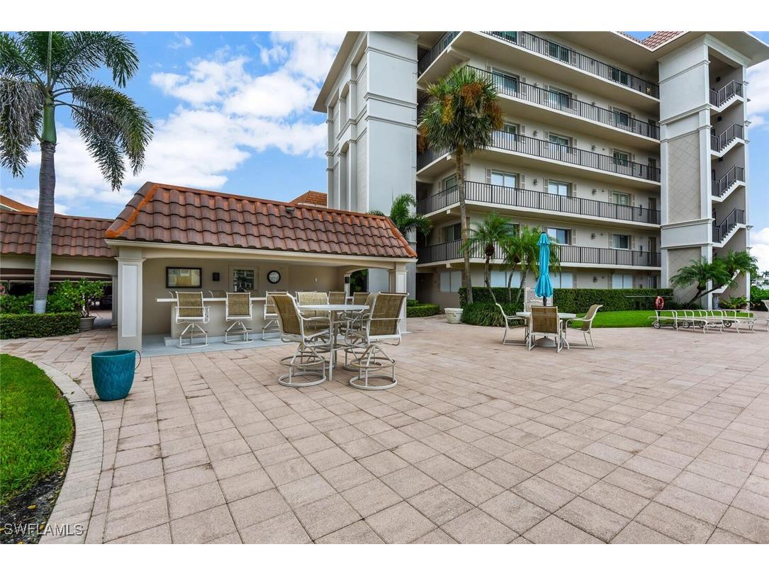 222 Harbour Drive #403 Naples FL 34103 225070078 image27