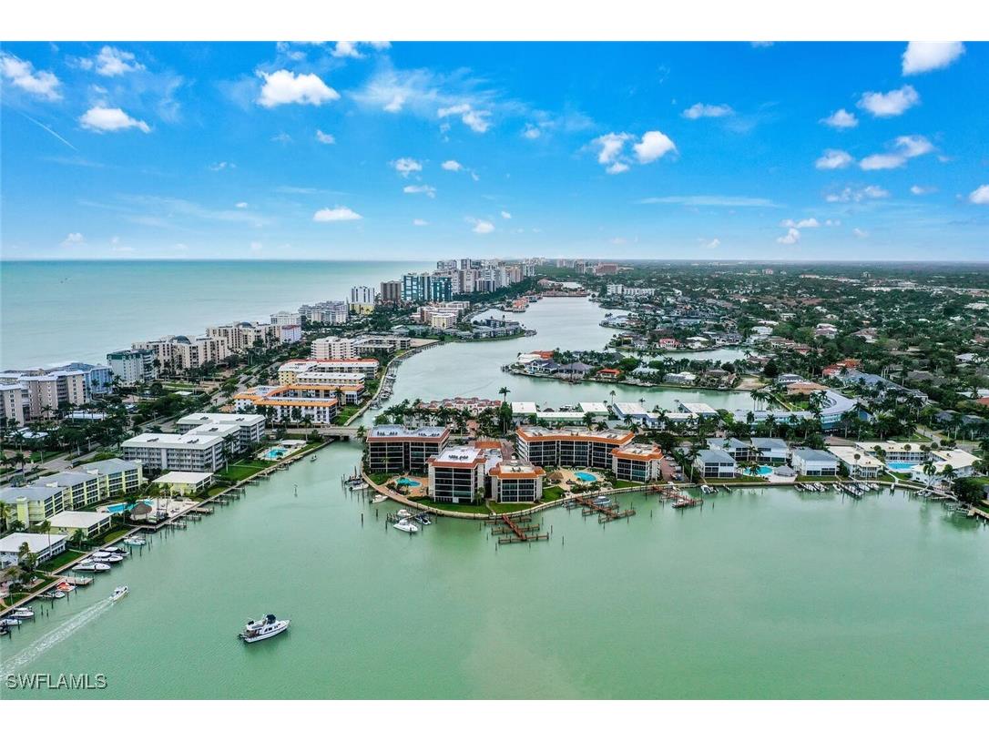 222 Harbour Drive #403 Naples FL 34103 225070078 image34