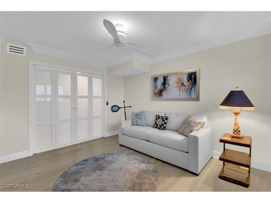 222 Harbour Drive #403 Naples FL 34103 225070078 image37