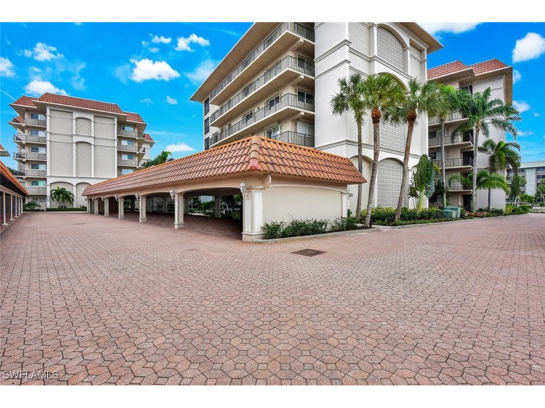 222 Harbour Drive #403 Naples FL 34103 225070078 image40