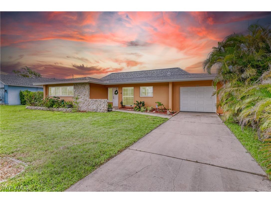 222 SW 43rd Terrace Cape Coral FL 33914 223041785 image1