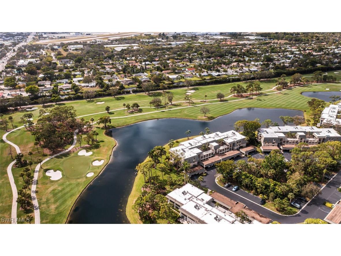 222 Wildwood Lane #222 Naples FL 34105 223012992 image1