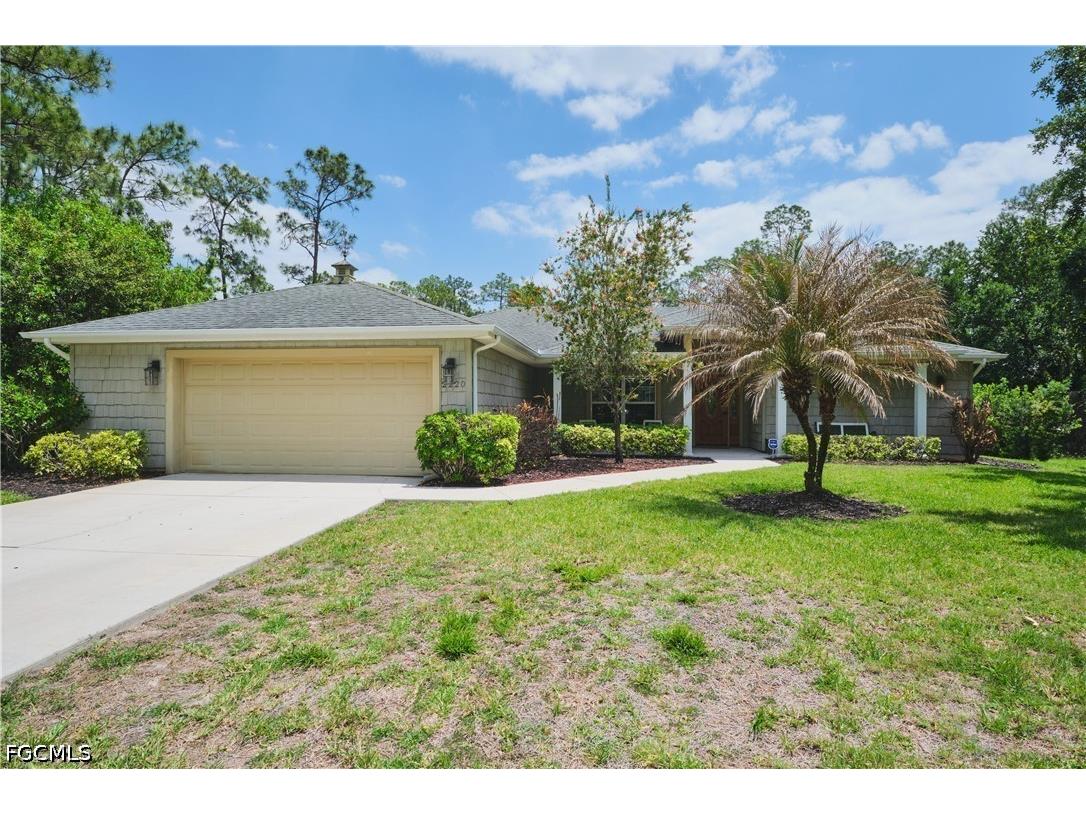 2220 Canton Avenue Alva FL 33920 2026016868 image1