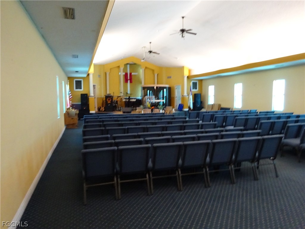2220 Hunter Street Fort Myers FL 33901 2026003486 image3