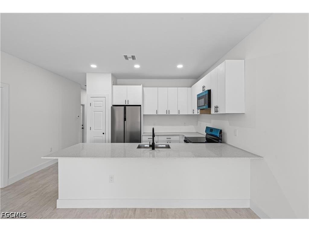 2220 Kenneth Avenue S Lehigh Acres FL 33973 2026021846 image5