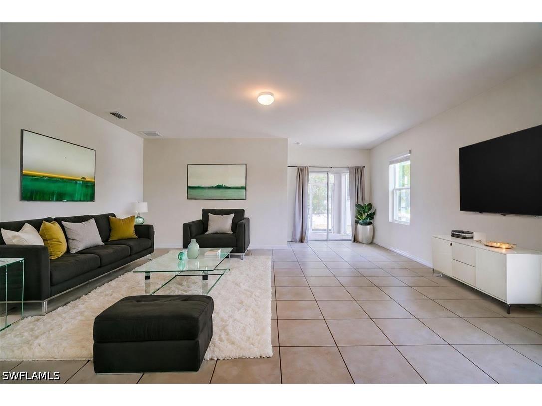2220 NE 5th Avenue Cape Coral FL 33909 226019418 image6