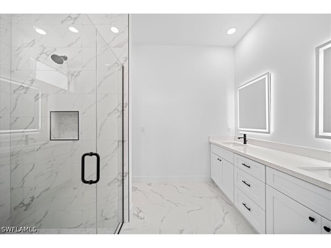 2220 NE 9th Place Cape Coral FL 33909 226017730 image15