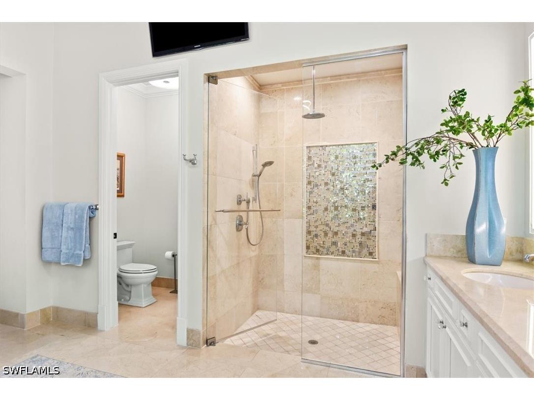 2220 Residence Circle Naples FL 34105 226018715 image21
