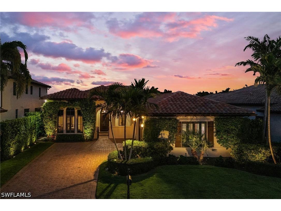 2220 Residence Circle Naples FL 34105 226018715 image3