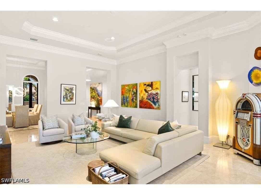 2220 Residence Circle Naples FL 34105 226018715 image6
