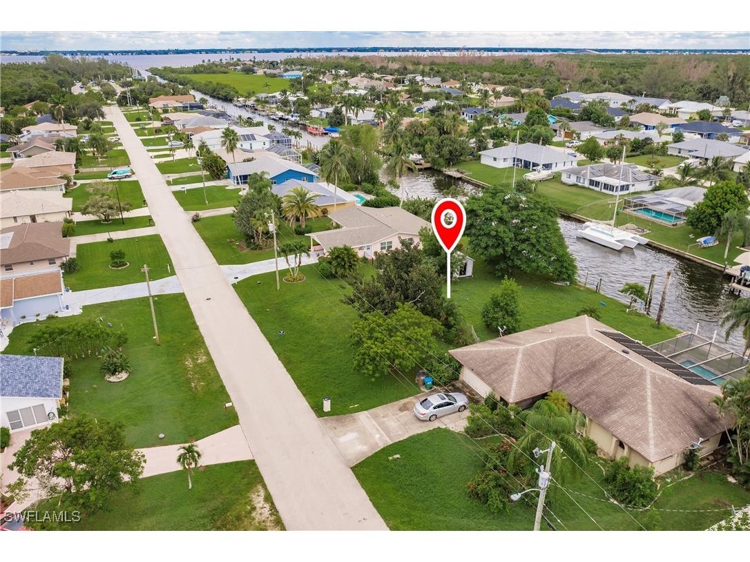 2220 SE 15th Terrace Cape Coral FL 33990 224081979 image1