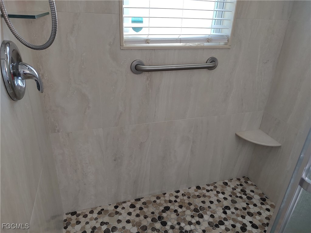 2220 SE 7th Street Cape Coral FL 33990 2026001736 image14