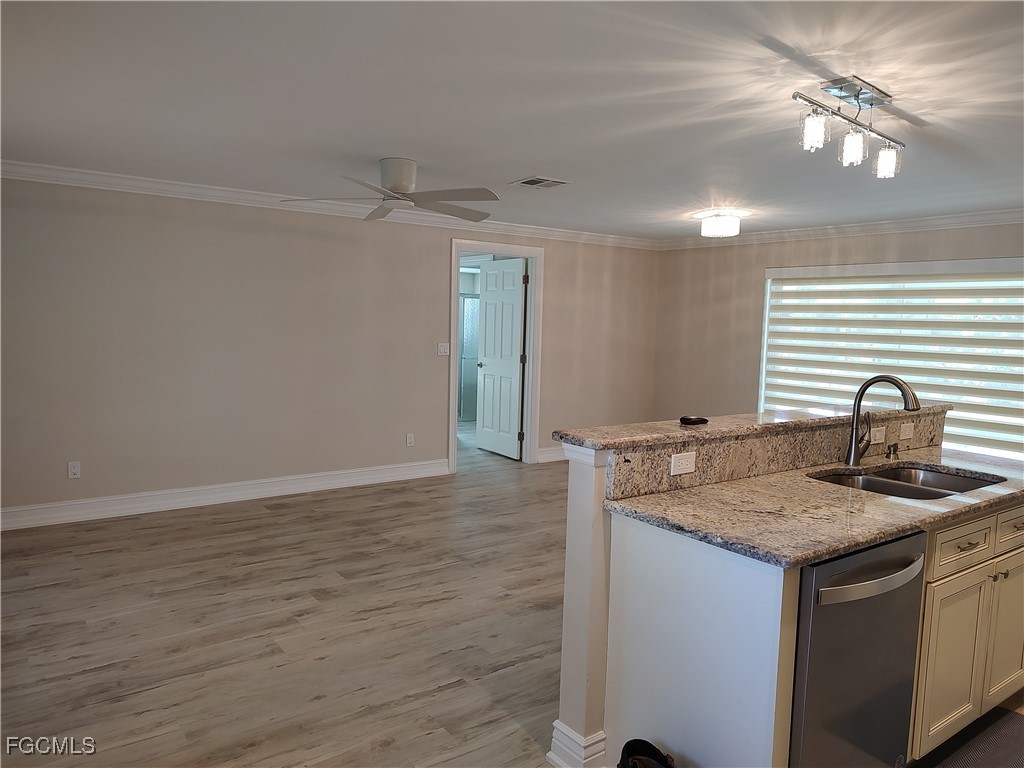 2220 SE 7th Street Cape Coral FL 33990 2026001736 image3