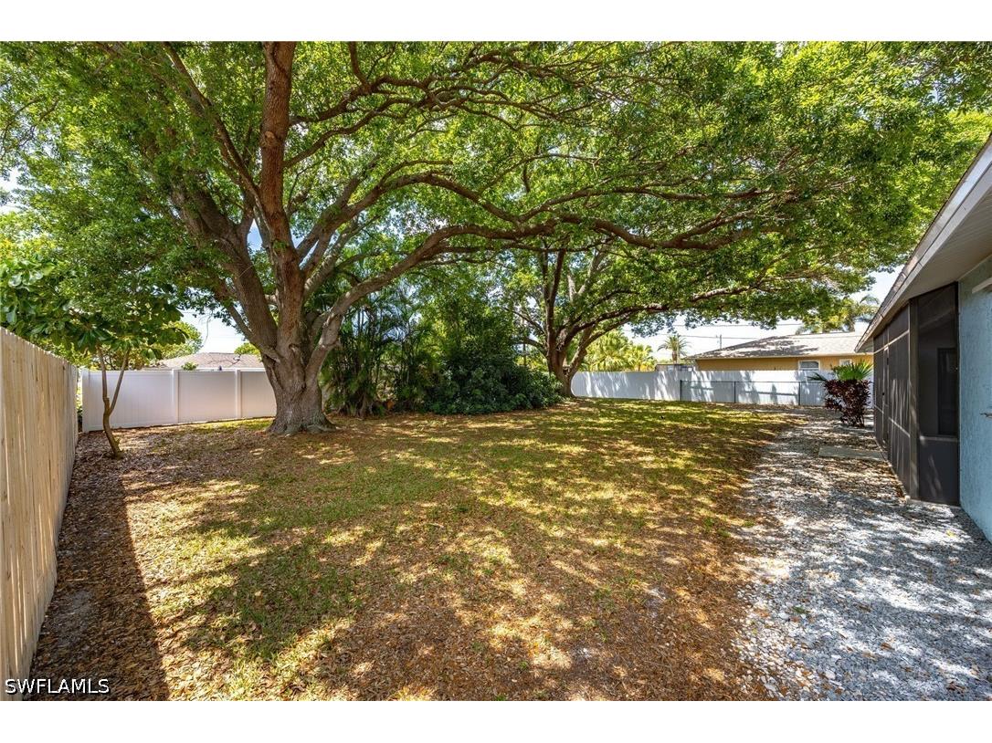 2220 SE 8th Terrace Cape Coral FL 33990 226011736 image23