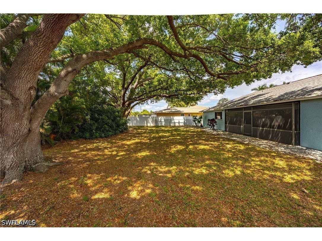 2220 SE 8th Terrace Cape Coral FL 33990 226011736 image24