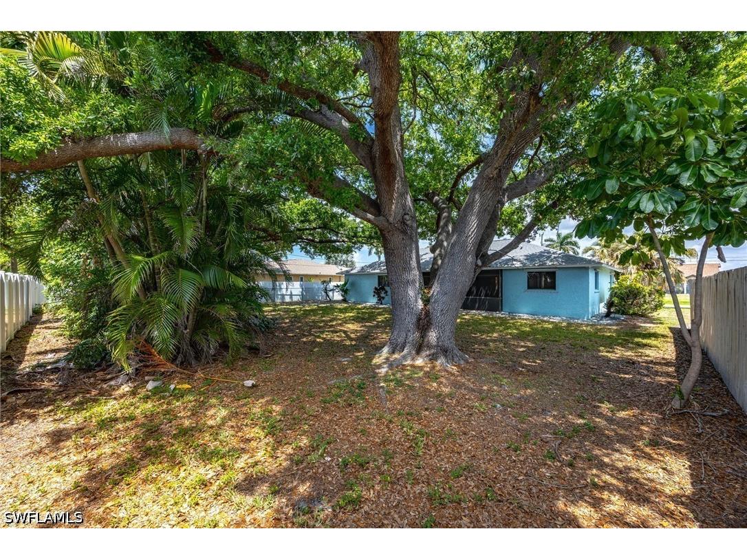 2220 SE 8th Terrace Cape Coral FL 33990 226011736 image25