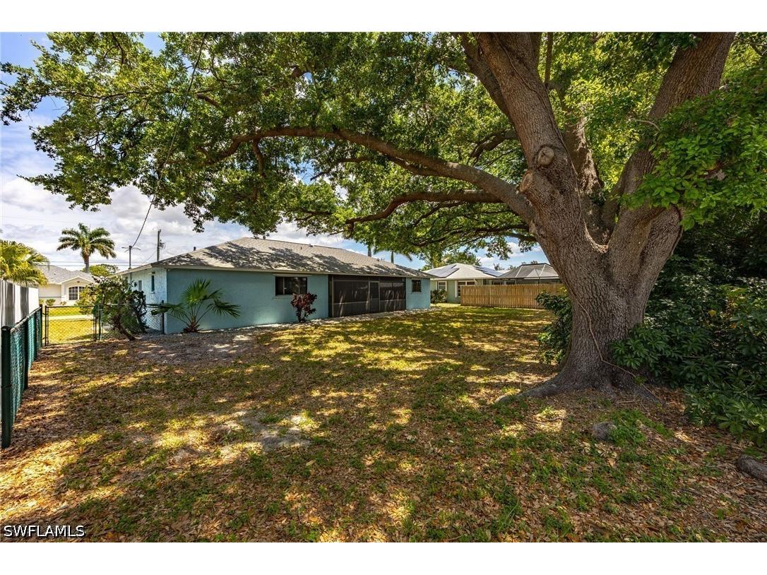 2220 SE 8th Terrace Cape Coral FL 33990 226011736 image27
