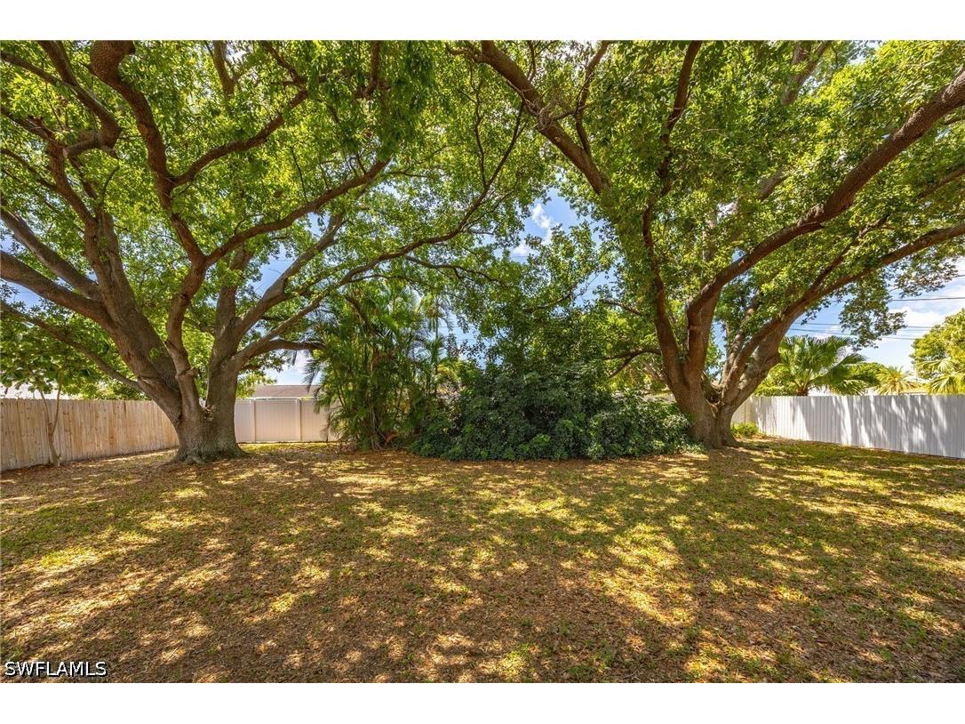 2220 SE 8th Terrace Cape Coral FL 33990 226011736 image30