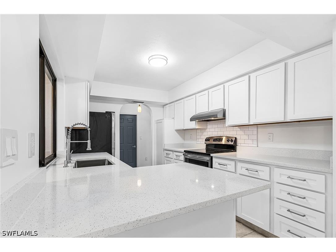 2220 SE 8th Terrace Cape Coral FL 33990 226011736 image6