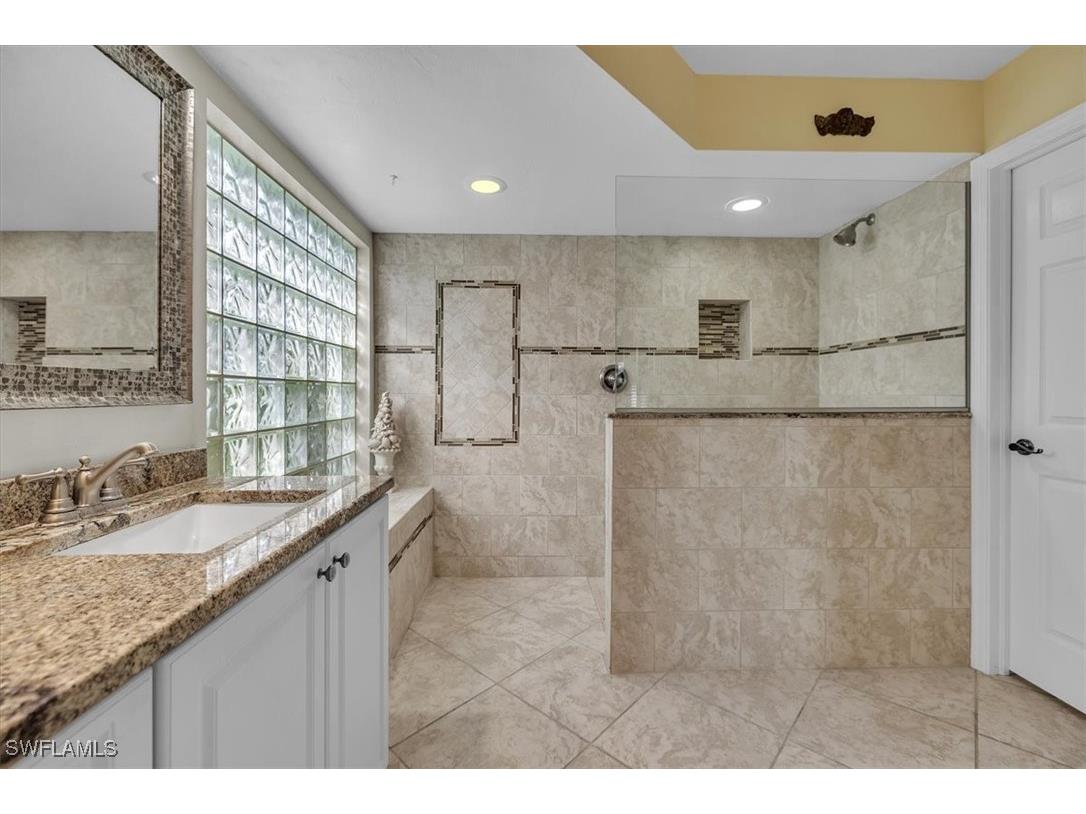 2220 Valparaiso Boulevard North Fort Myers FL 33917 225085064 image22