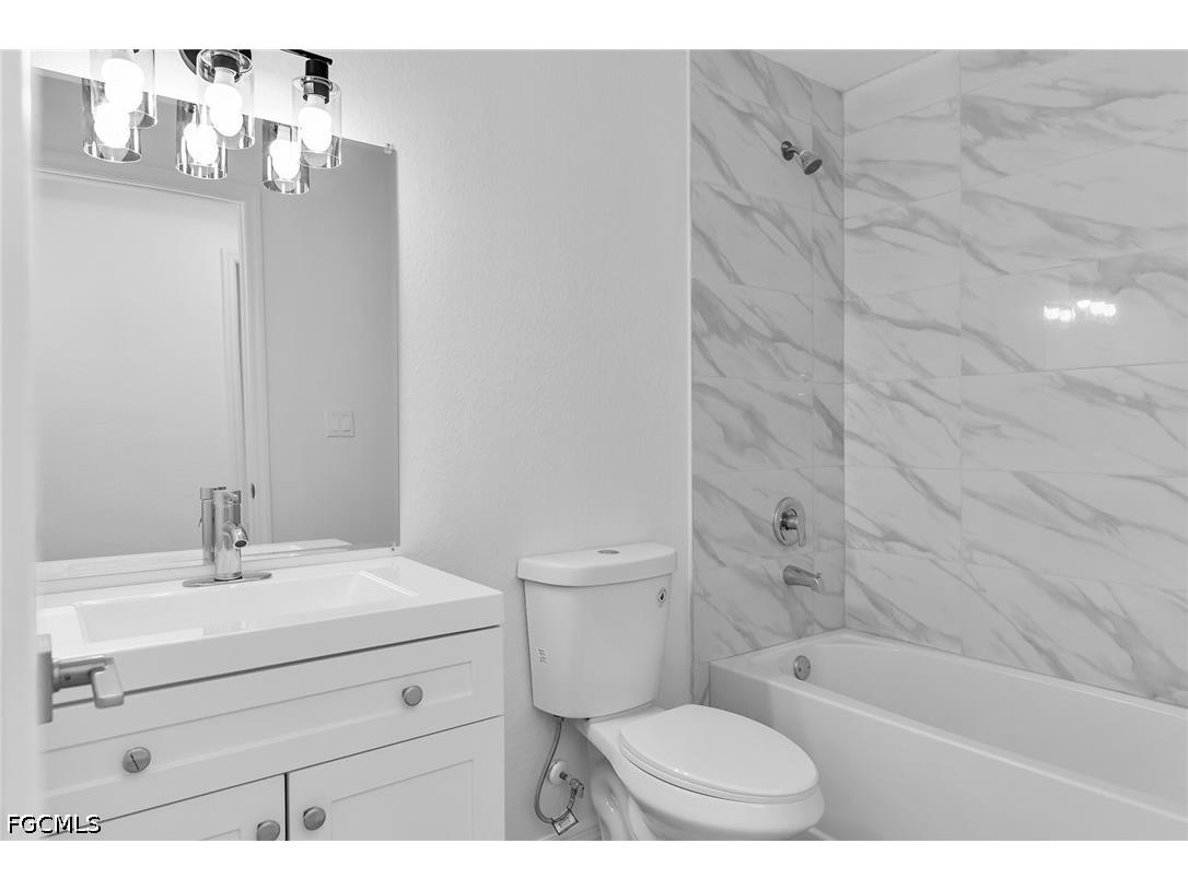 2221 NW 43rd Avenue Cape Coral FL 33993 2026024755 image19