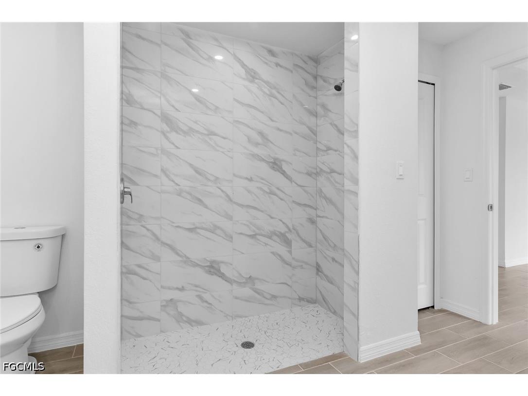 2221 NW 43rd Avenue Cape Coral FL 33993 2026024755 image26