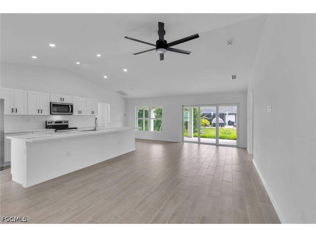 2221 NW 43rd Avenue Cape Coral FL 33993 2026024755 image4