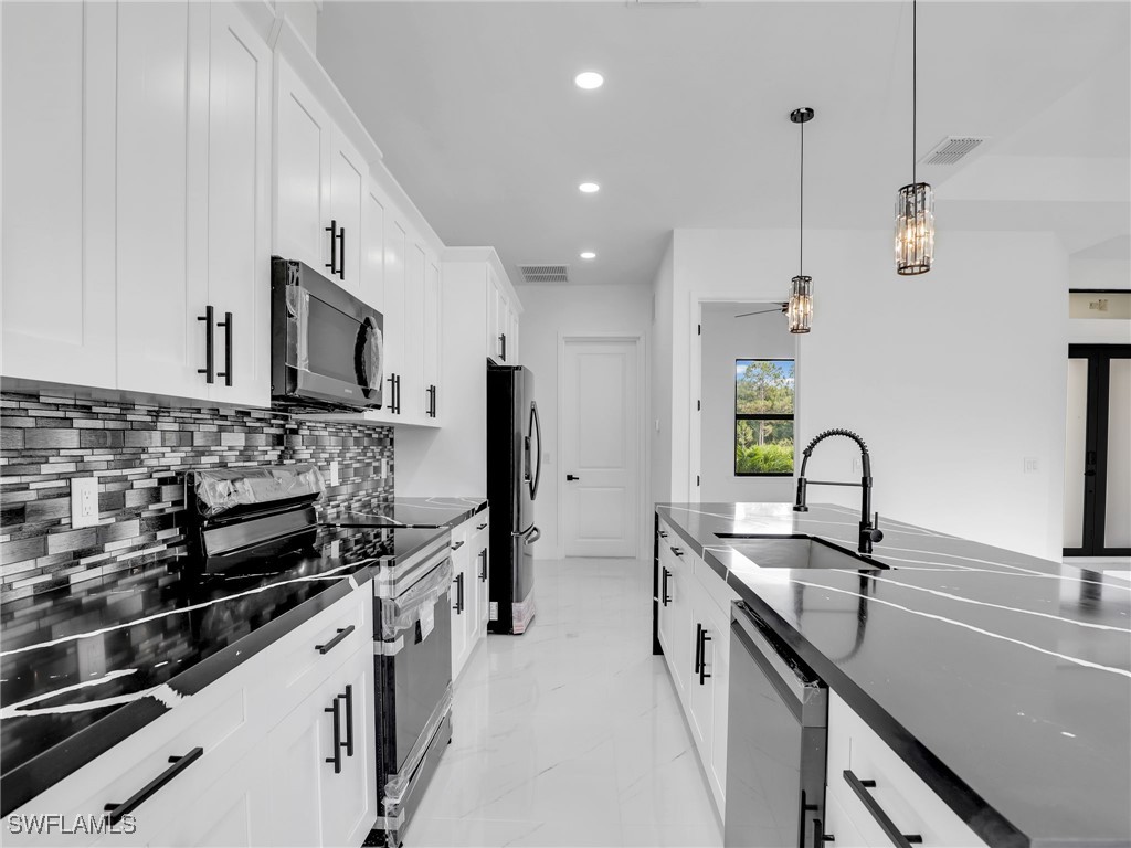 2221 Robert Avenue Alva FL 33920 225081988 image14