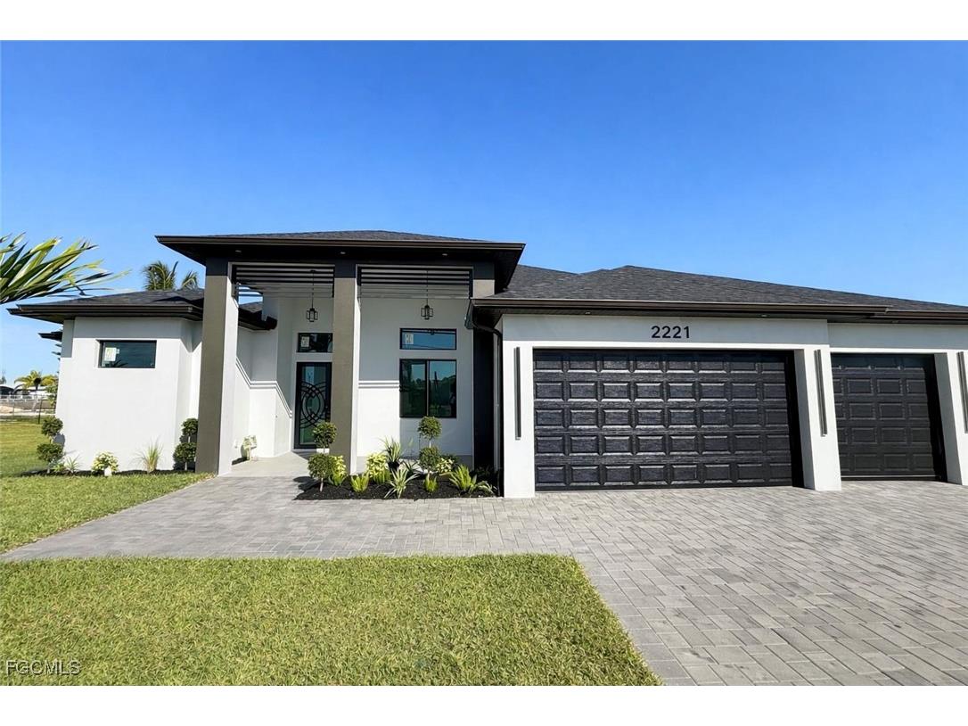 2221 SW 5th Place Cape Coral FL 33991 2026006193 image1