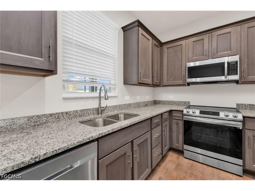 2221 Wakefield Street Port Charlotte FL 33948 2026018165 image14