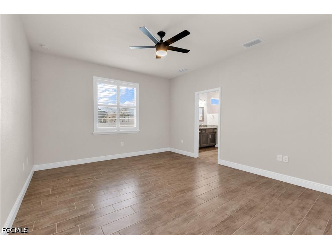 2221 Wakefield Street Port Charlotte FL 33948 2026018165 image17