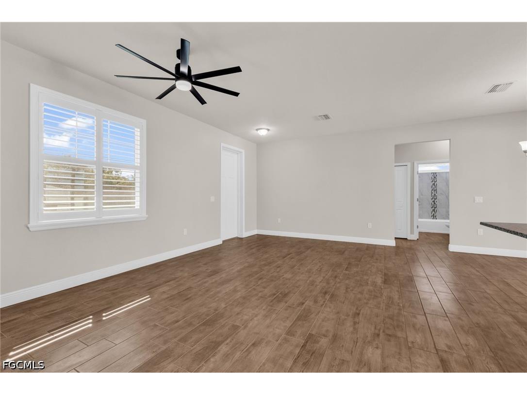 2221 Wakefield Street Port Charlotte FL 33948 2026018165 image8
