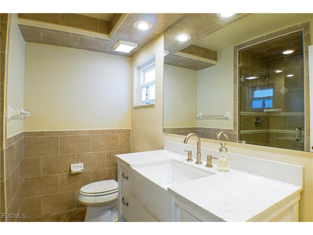 2221 Cape Way North Fort Myers FL 33917 2025020571 image13