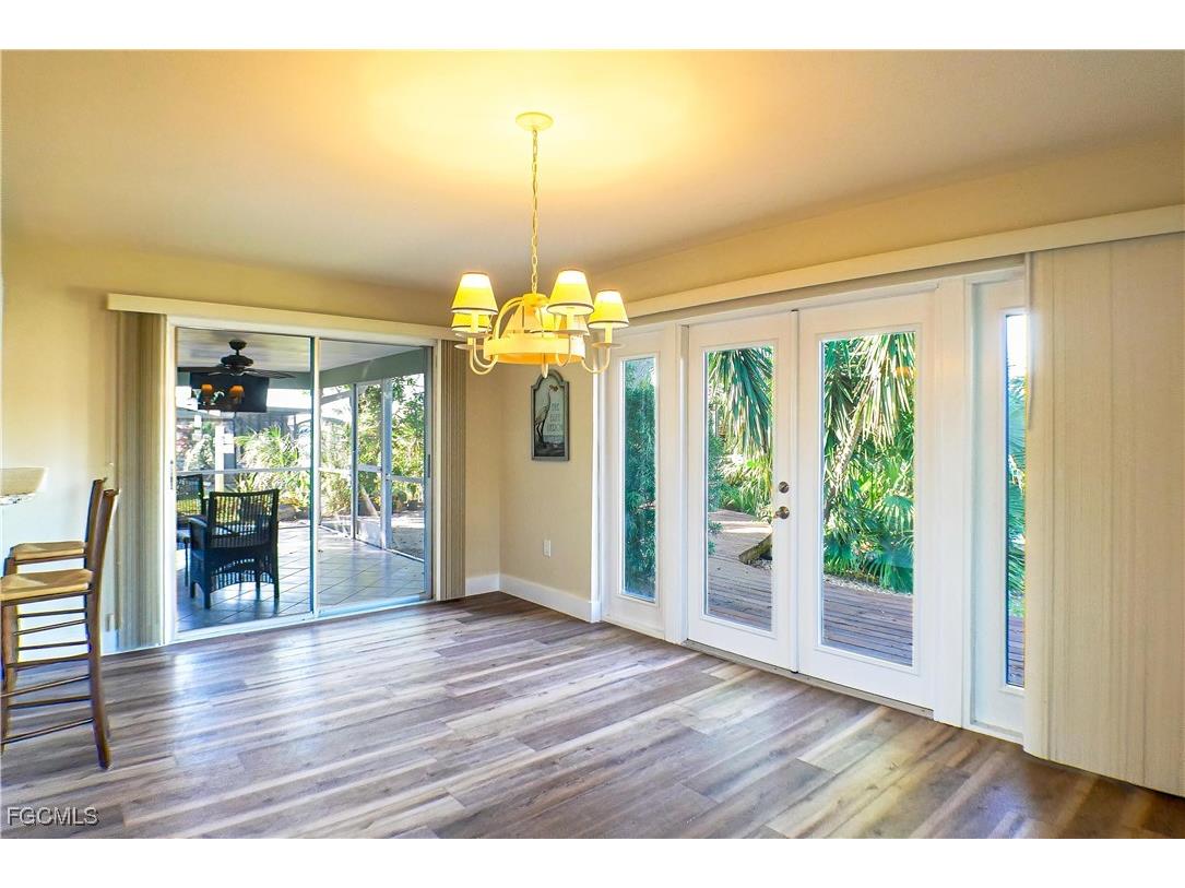 2221 Cape Way North Fort Myers FL 33917 2025020571 image2