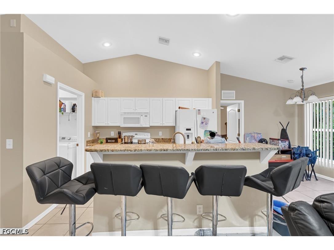 2222 NE 15th Terrace Cape Coral FL 33909 2026023898 image7