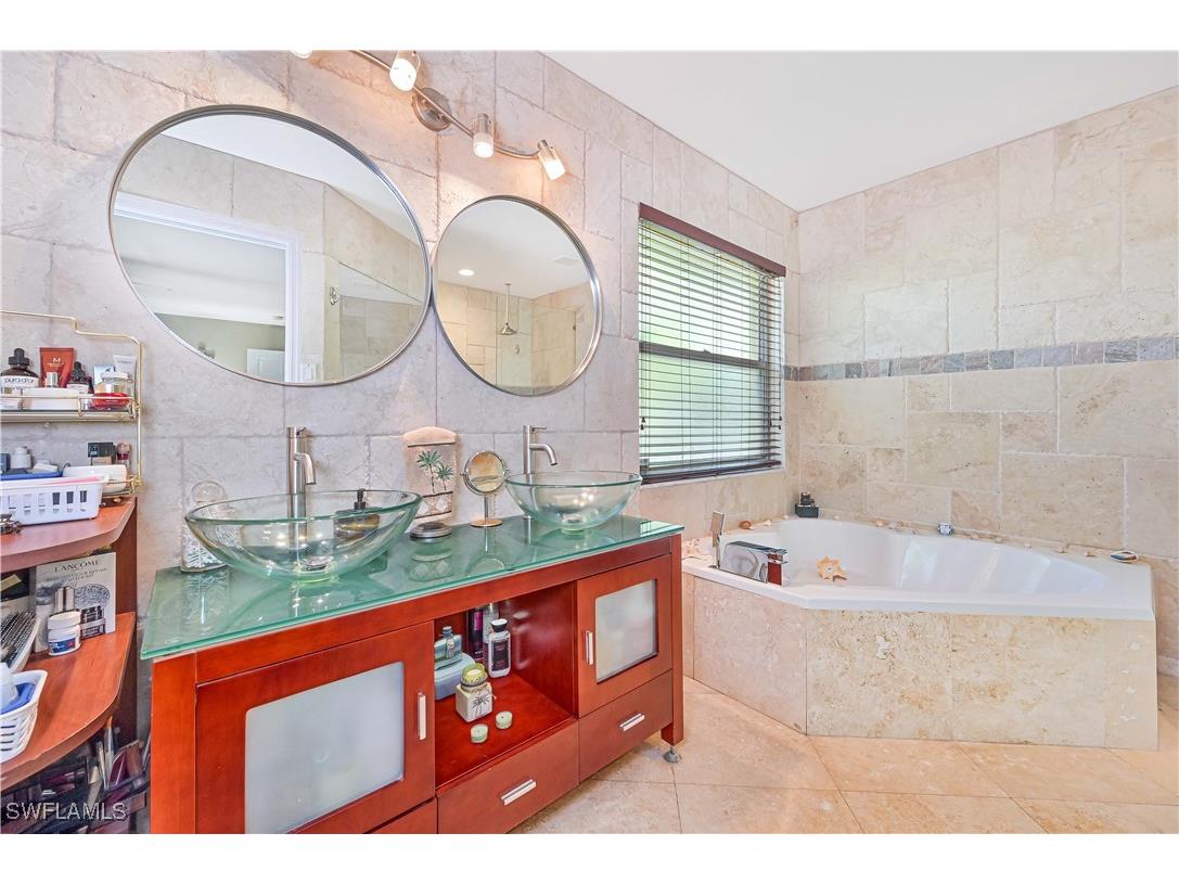 2222 NE 22nd Avenue Cape Coral FL 33909 225057230 image30