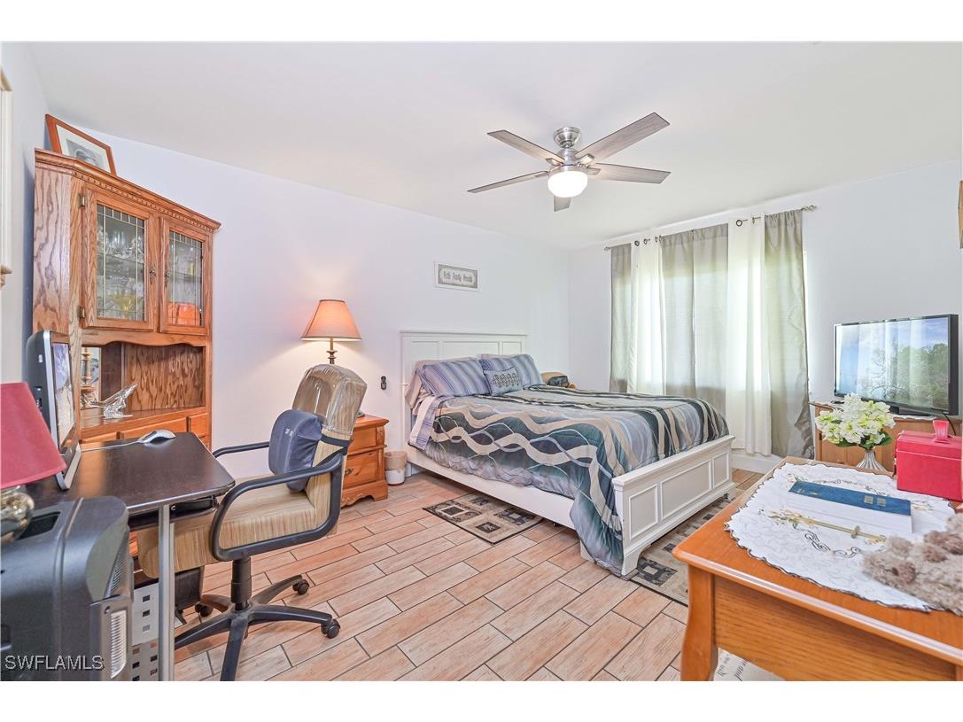 2222 NE 22nd Avenue Cape Coral FL 33909 225057230 image37