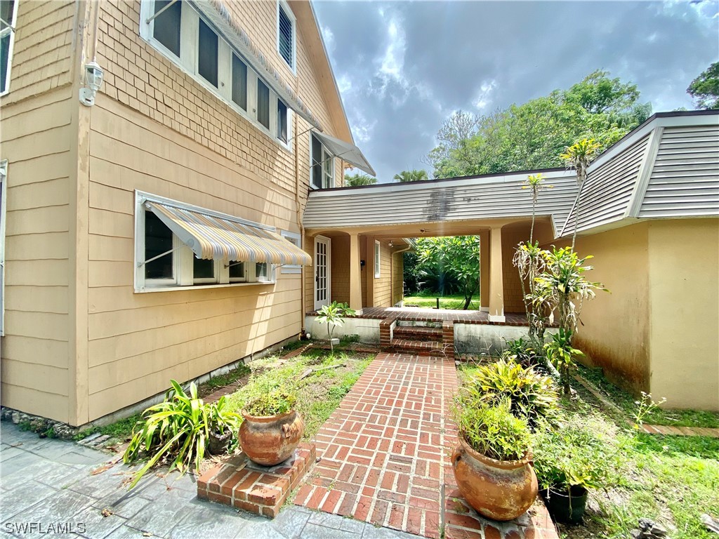 2222 Unity Avenue Fort Myers FL 33901 223068785 image1