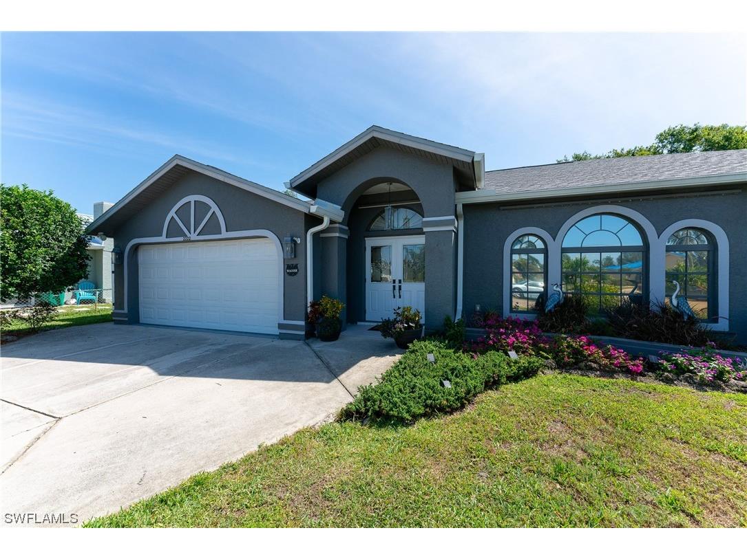 2222 Yeoman Court Punta Gorda FL 33983 223025619 image1