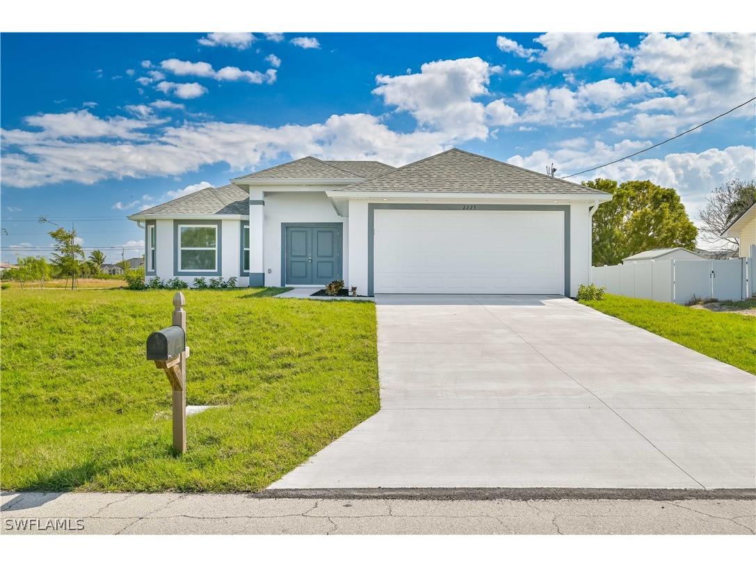 2223 NE 5th Avenue Cape Coral FL 33909 224041390 image1